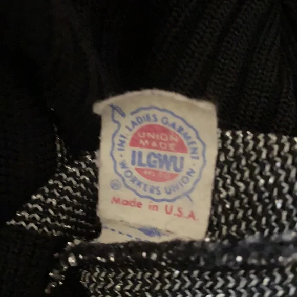 Vintage Vivo by Susan Thomas Sleeveless Black Metallic Silver Pullover Sweater - Picture 7 of 8